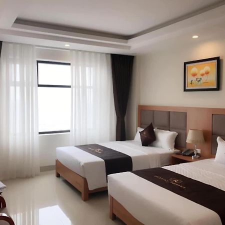 Royal Hotel 岑山 外观 照片